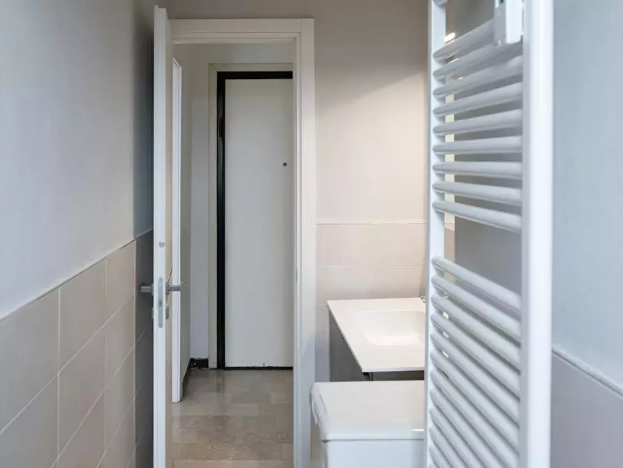 Immagine 3 di Appartamento in affitto  in Alzaia Naviglio Pavese a Milano