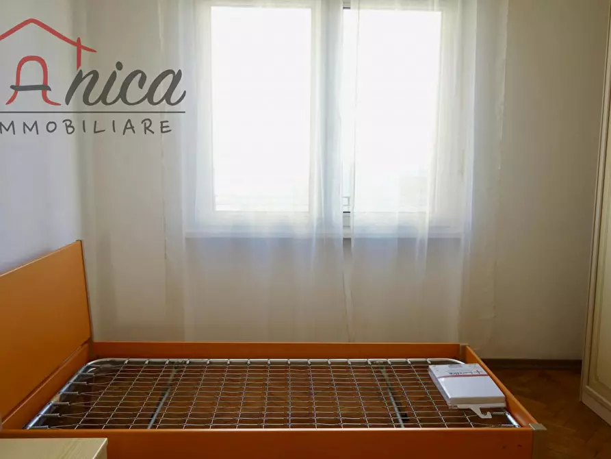 Immagine 5 di Camera in affitto  in Via Gino Pancheri a Trento