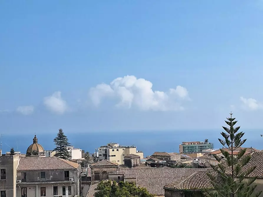 Immagine 10 di Appartamento in affitto  in Via Porcellana a Acireale