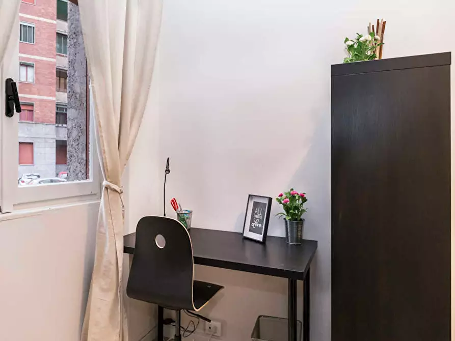Immagine 7 di Camera in affitto  in Largo Cavalieri di Malta a Milano