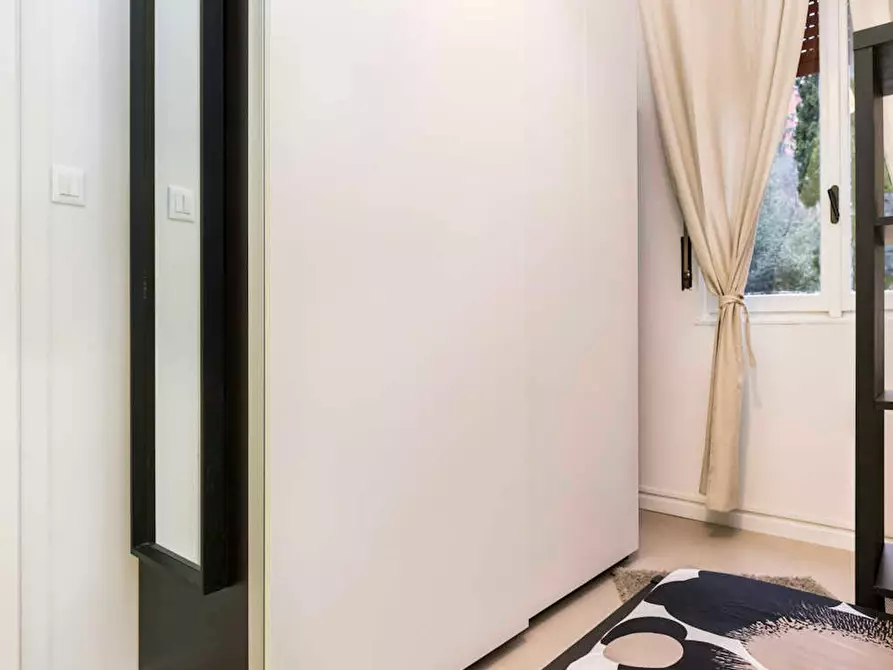 Immagine 5 di Camera in affitto  in Largo Cavalieri di Malta a Milano