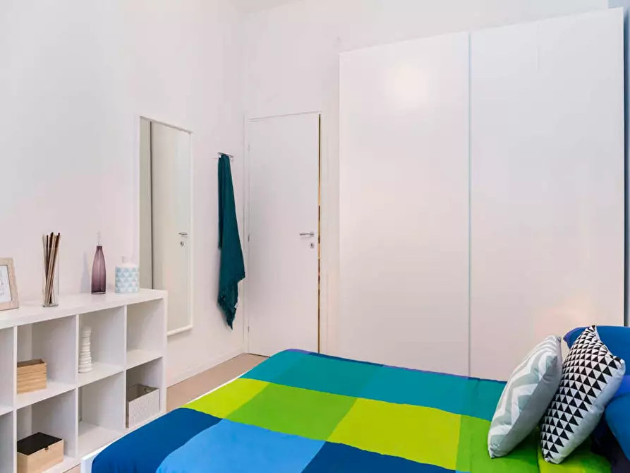 Immagine 4 di Camera in affitto  in Largo Cavalieri di Malta a Milano