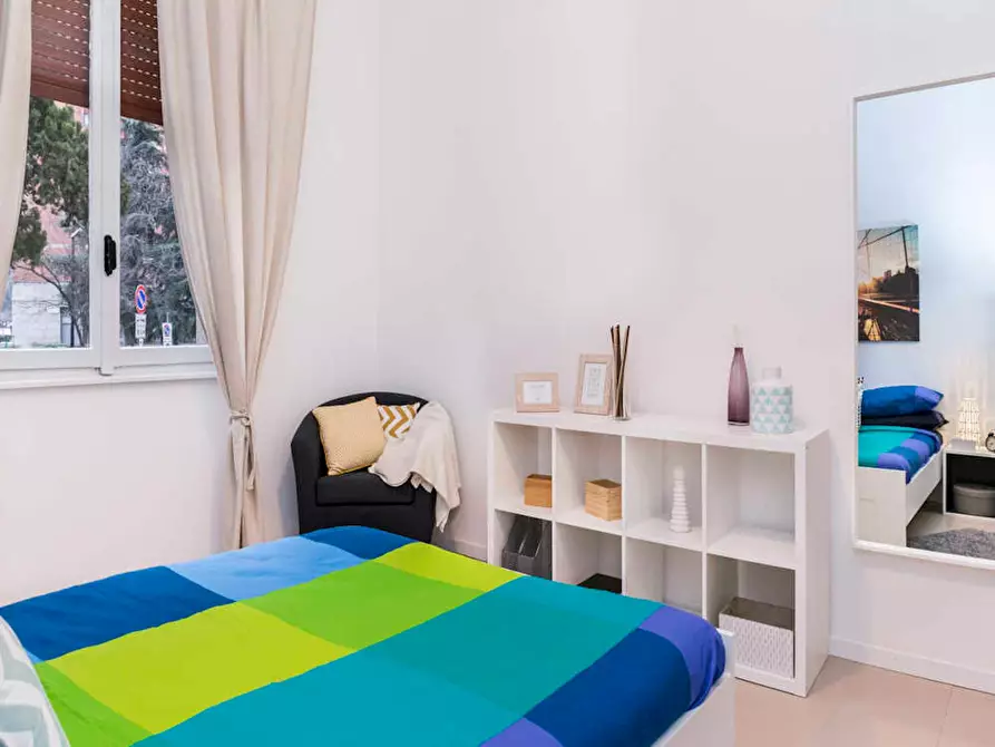 Immagine 3 di Camera in affitto  in Largo Cavalieri di Malta a Milano