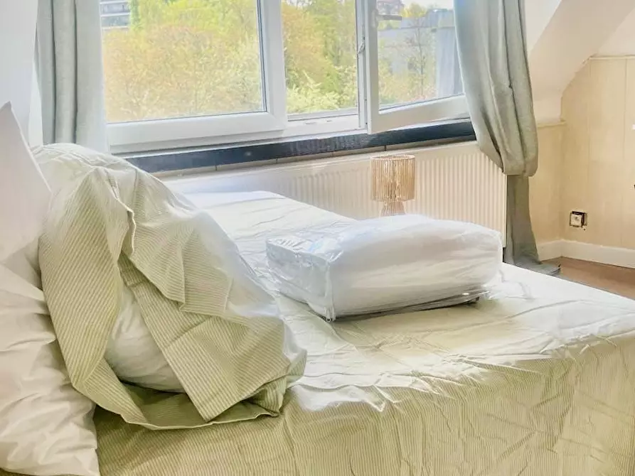 Immagine 4 di Camera in affitto  in Chaussée de Roodebeek a Woluwe-Saint-Lambert