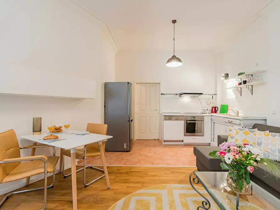 Immagine 9 di Appartamento in affitto  in Straßmannstraße a Berlin Friedrichshain