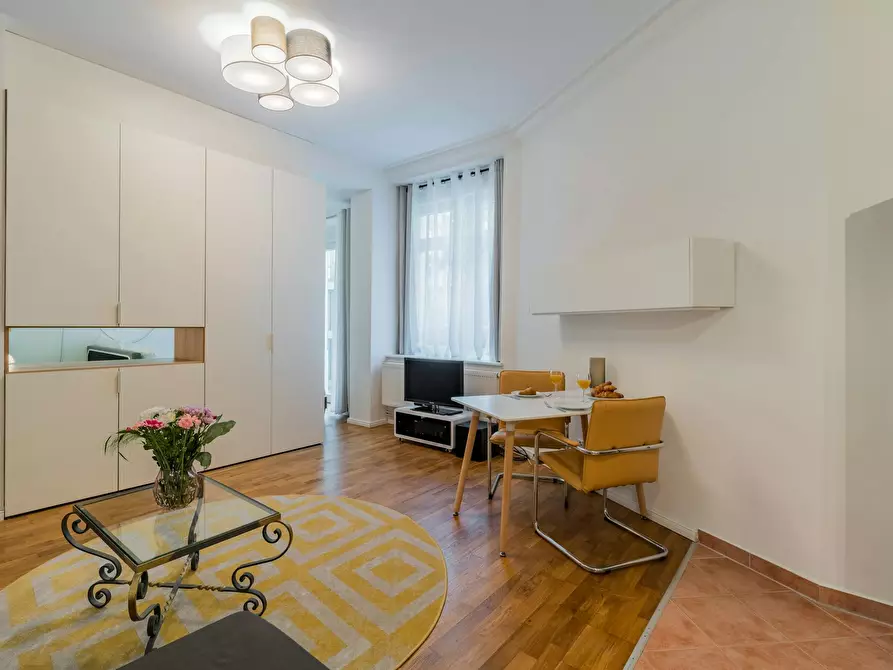 Immagine 2 di Appartamento in affitto  in Straßmannstraße a Berlin Friedrichshain
