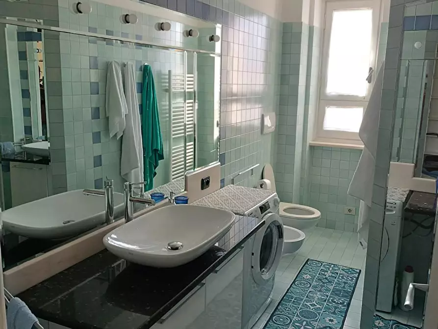 Immagine 4 di Camera in affitto  in Via Gubbio a Torino