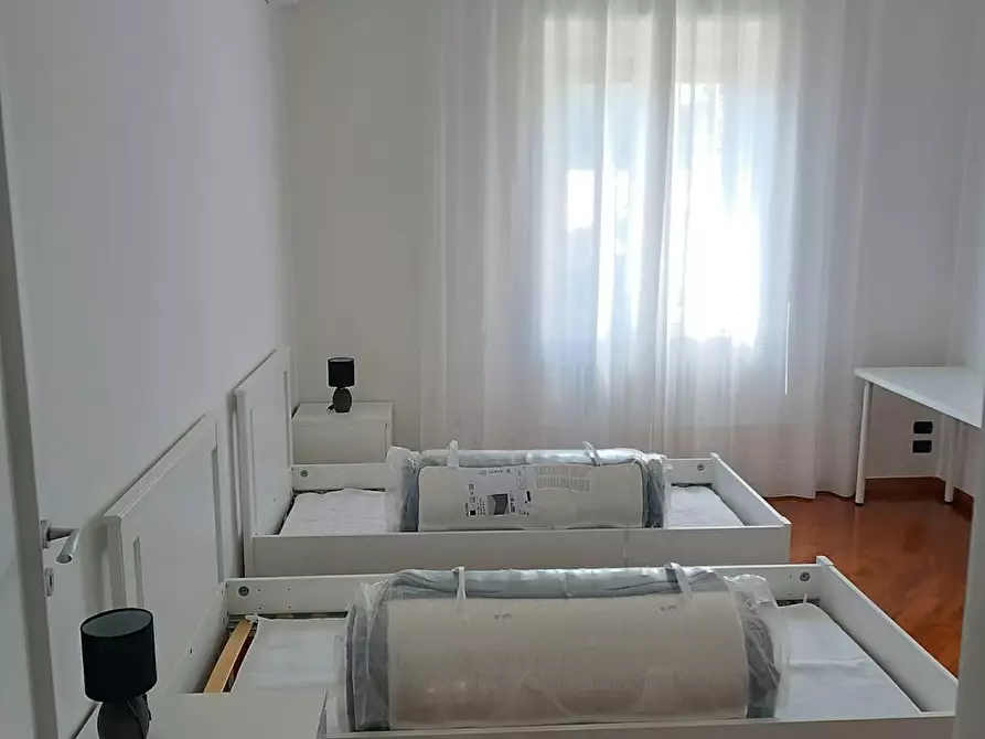 Immagine 1 di Camera in affitto  in Via Gubbio a Torino