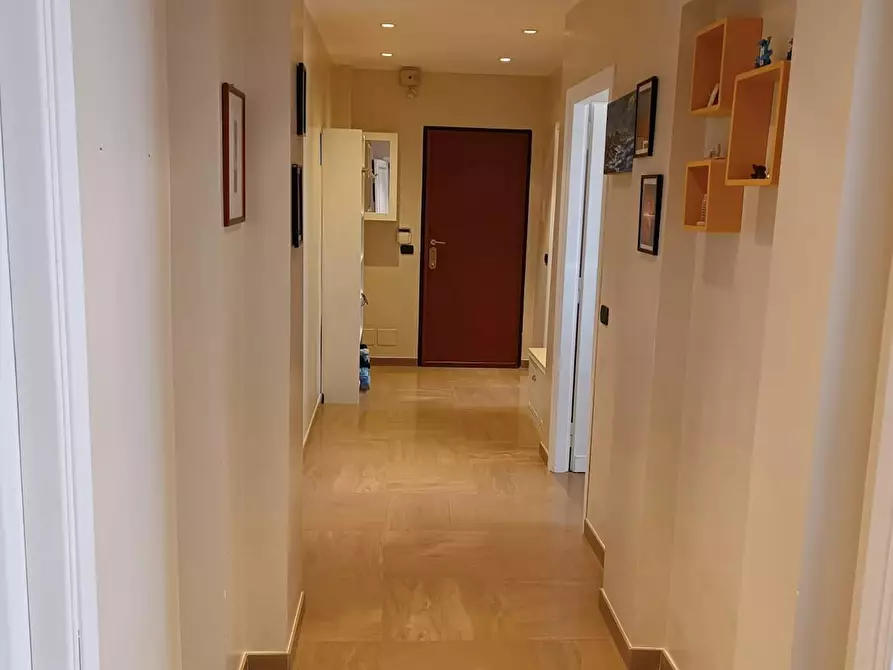 Immagine 5 di Camera in affitto  in Via Gubbio a Torino