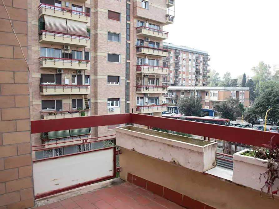 Immagine 5 di Camera in affitto  in Via Quirino Majorana a Roma