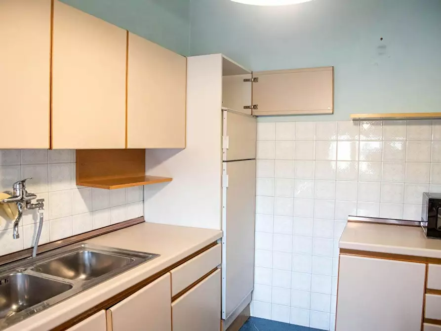 Immagine 10 di Camera in affitto  in Via Quirino Majorana a Roma