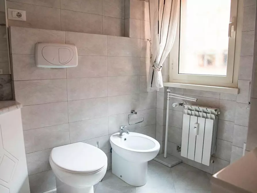 Immagine 8 di Camera in affitto  in Via Quirino Majorana a Roma