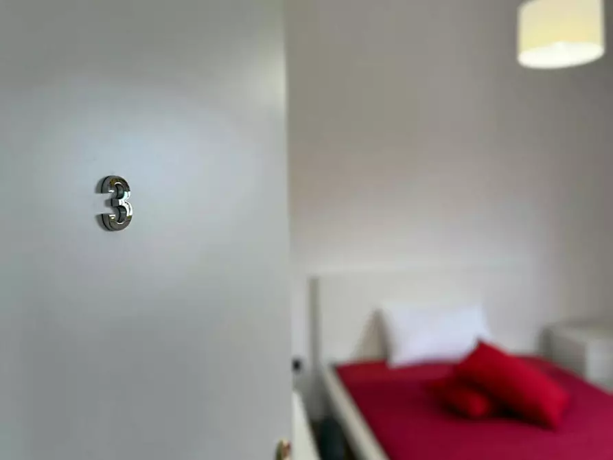 Immagine 1 di Camera in affitto  in Piazza di San Jacopino a Firenze