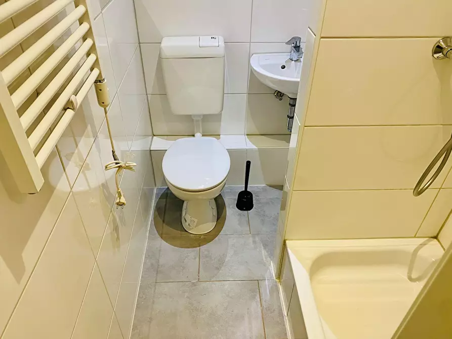Immagine 6 di Appartamento in affitto  in Löwenberger Straße a Berlin