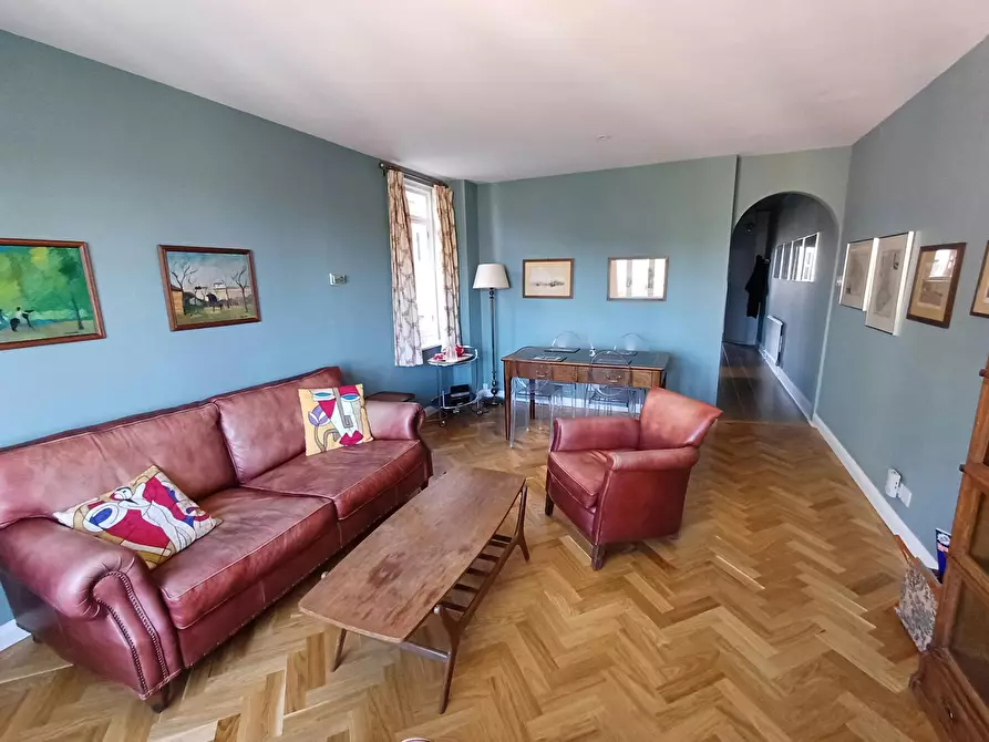Immagine 5 di Appartamento in affitto  in Lawrence Street a Kensington