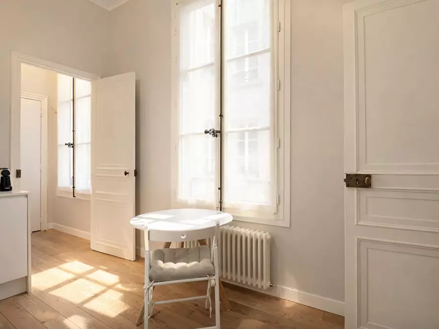 Immagine 4 di Appartamento in affitto  in Cité de Trévise a Paris