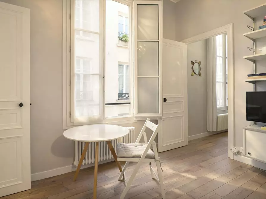 Immagine 5 di Appartamento in affitto  in Cité de Trévise a Paris