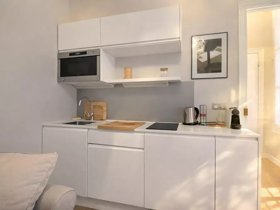 Immagine 9 di Appartamento in affitto  in Cité de Trévise a Paris