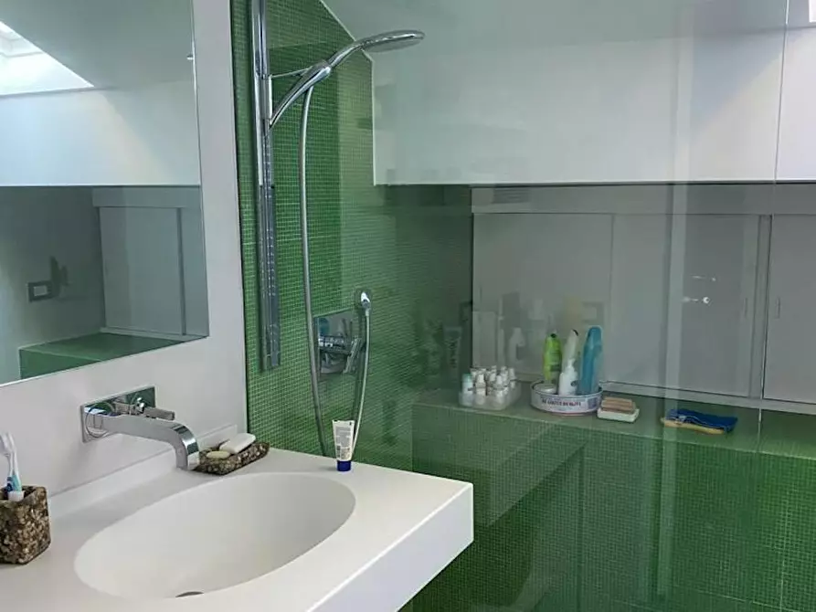 Immagine 8 di Appartamento in affitto  in Corso Como a Milano