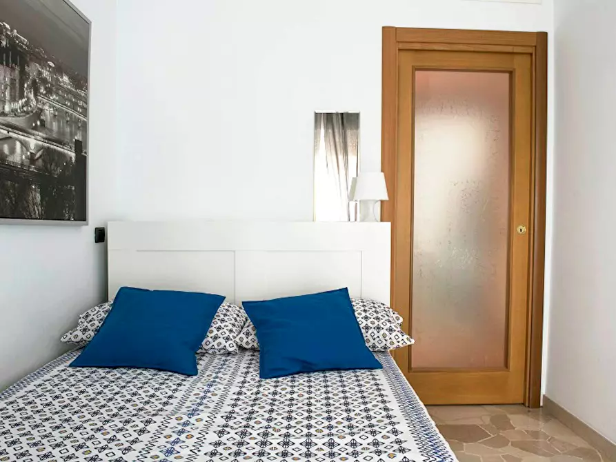 Immagine 2 di Camera in affitto  in Via Pisanello a Milano