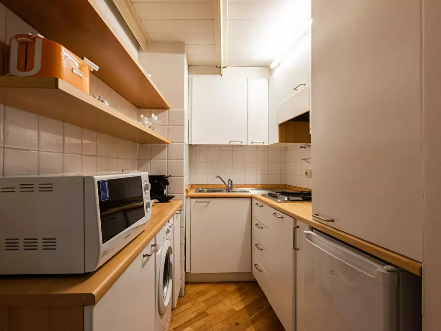 Immagine 7 di Appartamento in affitto  in Via dell' Oriuolo a Firenze