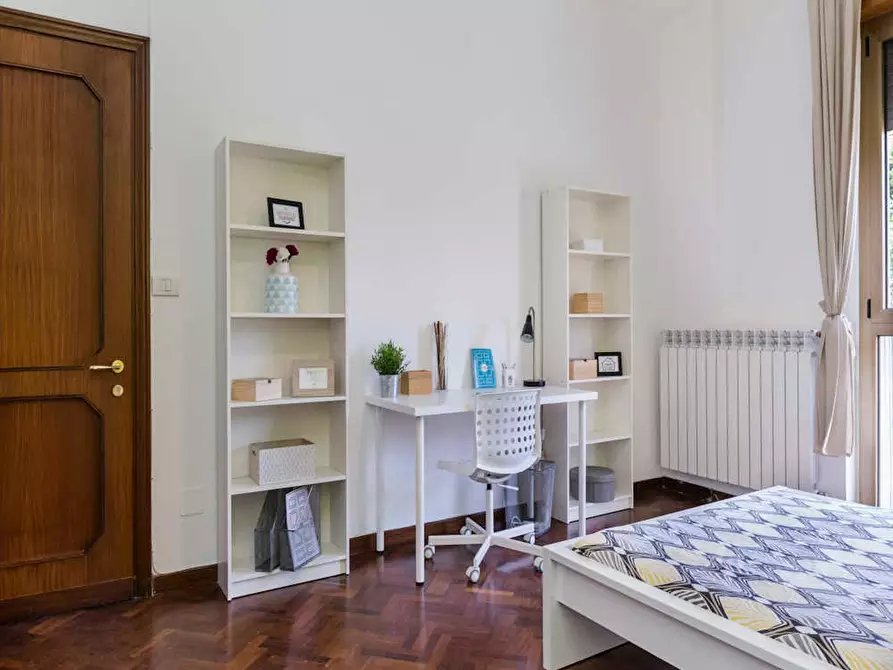 Immagine 1 di Camera in affitto  in Viale Giovanni Vicini a Bologna
