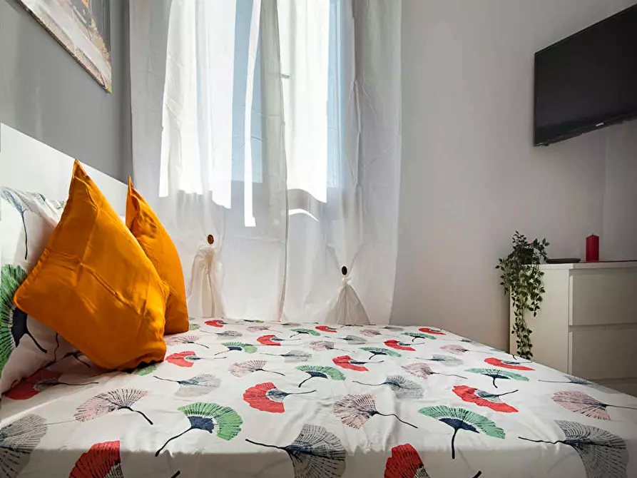 Immagine 1 di Camera in affitto  in Via Luigi Cislaghi a Milano