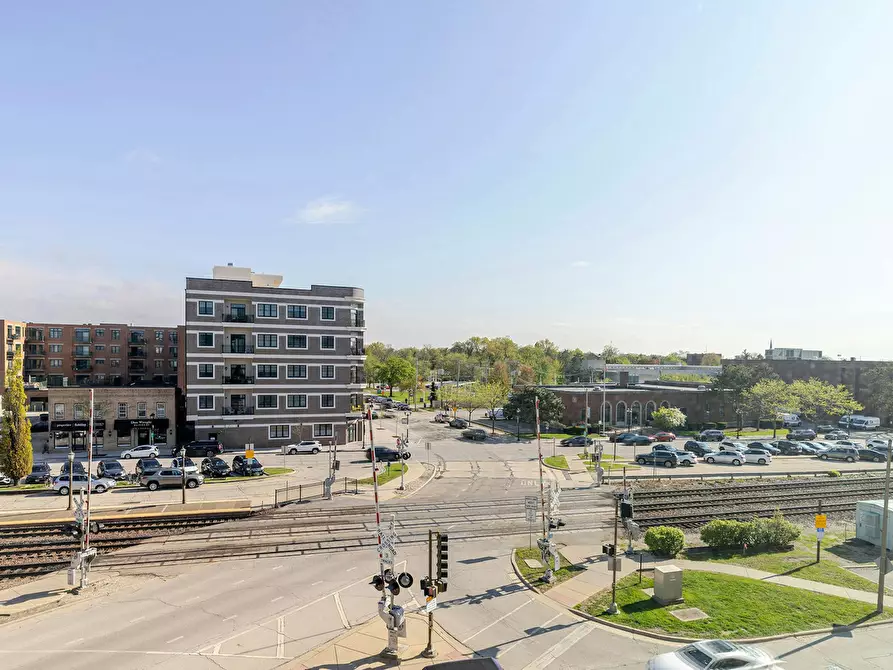 Immagine 6 di Appartamento in affitto  in North Addison Avenue a Ancona
