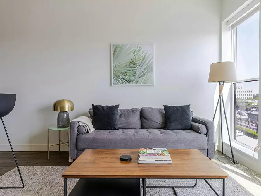 Immagine 2 di Appartamento in affitto  in North Addison Avenue a Ancona