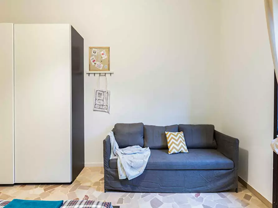 Immagine 8 di Camera in affitto  in Corso di Porta Romana a Milano