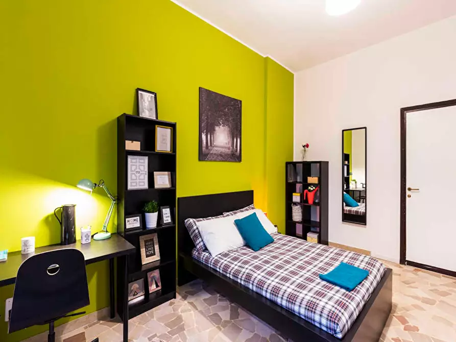 Immagine 1 di Camera in affitto  in Corso di Porta Romana a Milano