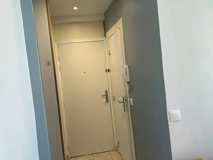 Immagine 5 di Appartamento in affitto  in Rue de la Ziegelau a Strasbourg