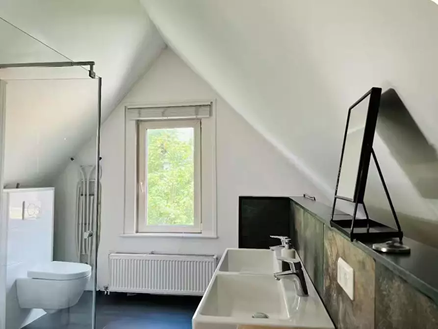 Immagine 7 di Appartamento in affitto  in Oostzeedijk Beneden a Rotterdam