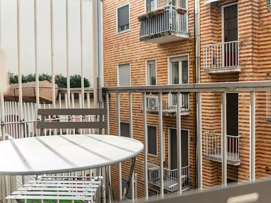 Immagine 10 di Appartamento in affitto  in Via Falcone a Milano