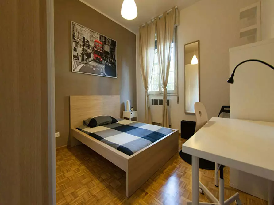 Immagine 3 di Camera in affitto  in Via Benedetto Marcello a Bologna