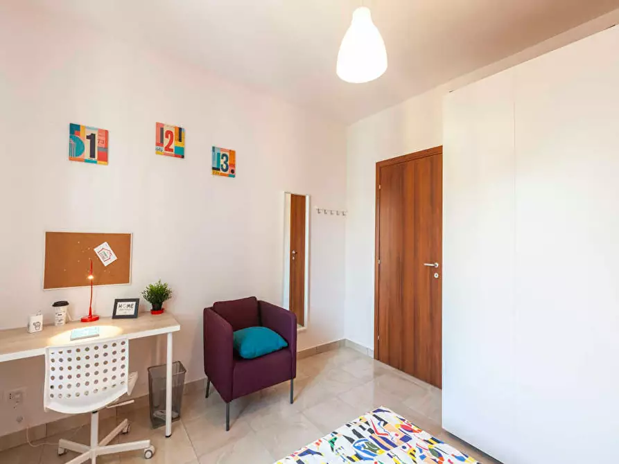 Immagine 5 di Camera in affitto  in Via Giuseppe Regaldi a Milano