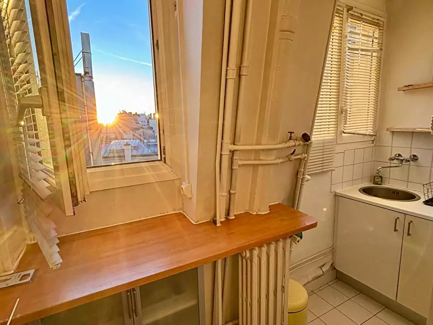Immagine 5 di Appartamento in affitto  in Rue de Passy a Paris 16