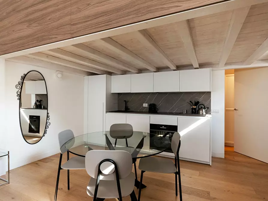 Immagine 8 di Appartamento in affitto  in Via Nino Bixio a Milano