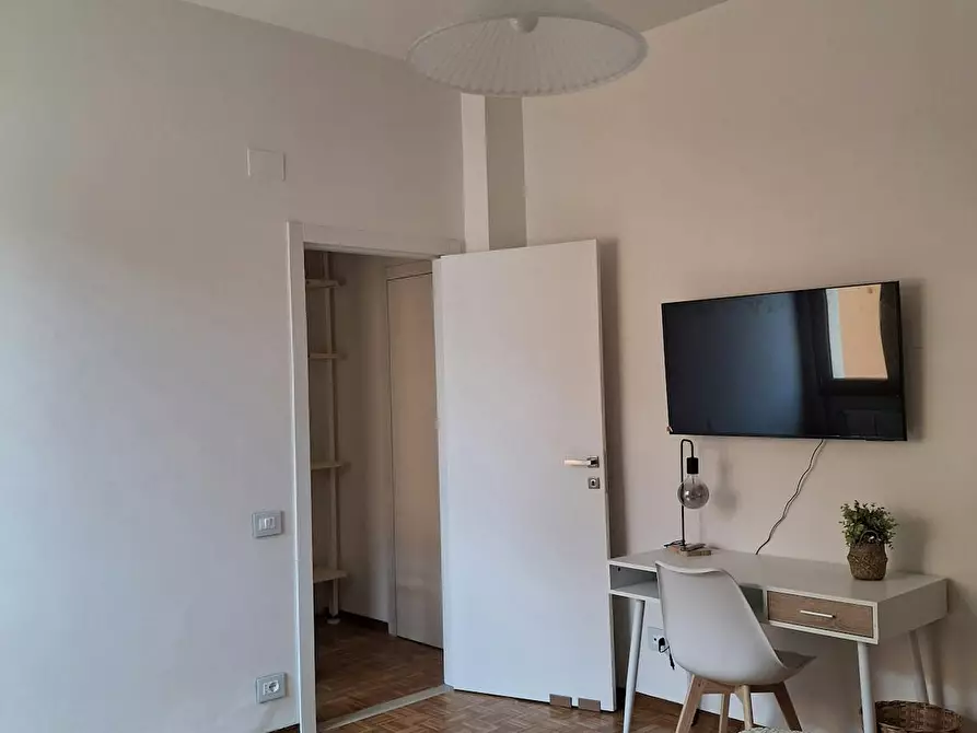 Immagine 8 di Camera condivisa in affitto  in Via Pistoiese a Firenze
