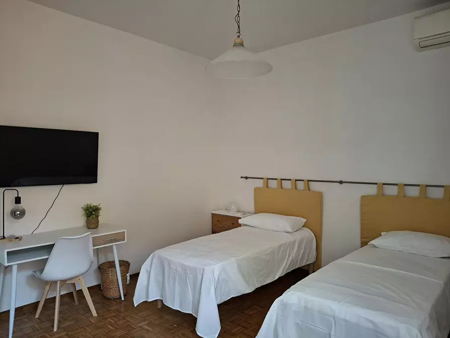 Immagine 10 di Camera condivisa in affitto  in Via Pistoiese a Firenze