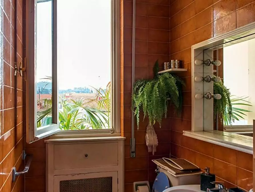 Immagine 9 di Camera in affitto  in Via Uguccione della Faggiola a Firenze