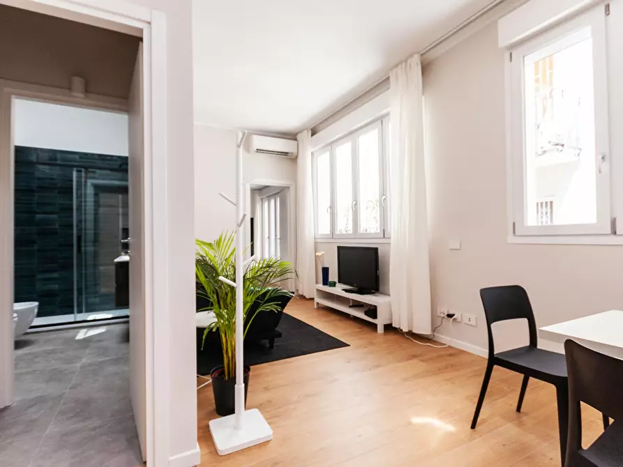 Immagine 1 di Appartamento in affitto  in Via Giacomo Zanella a Milano