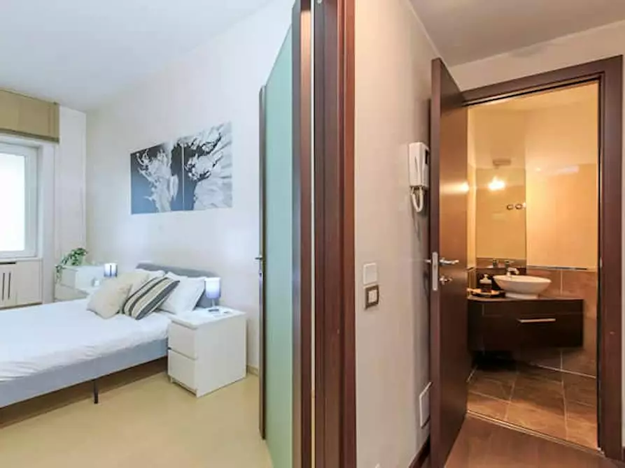 Immagine 4 di Appartamento in affitto  in Corso di Porta Vittoria a Milano