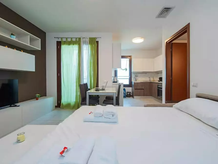 Immagine 6 di Appartamento in affitto  in Viale Sarca a Milano