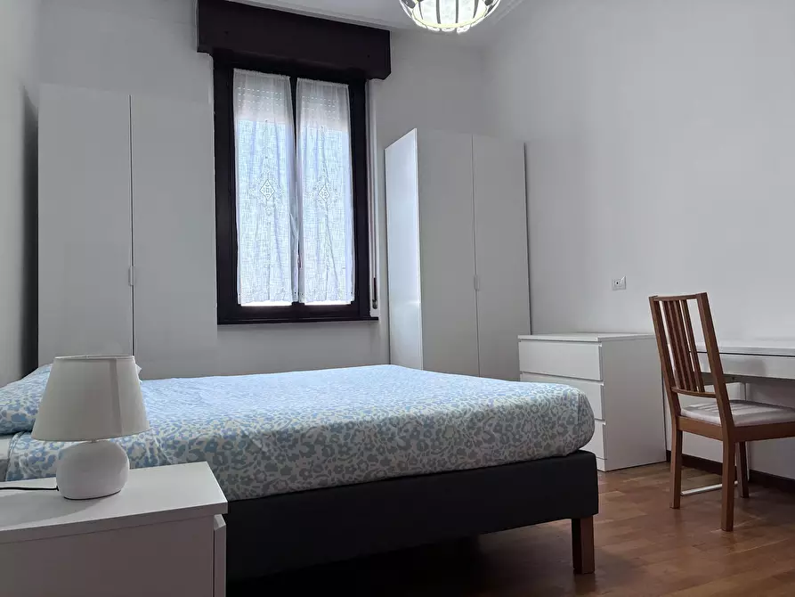 Immagine 1 di Camera in affitto  in Via Carlo Valvassori Peroni a Milano