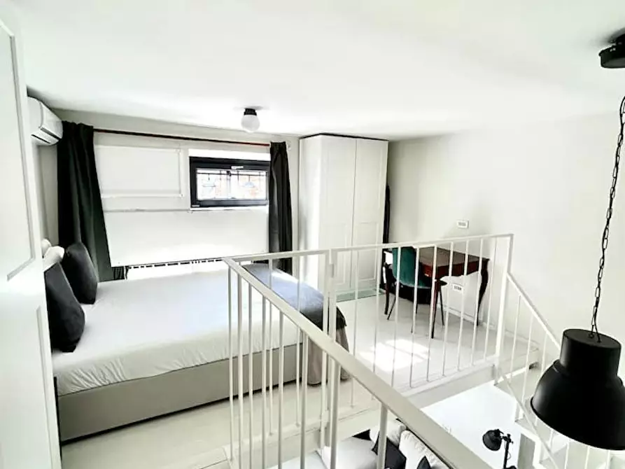 Immagine 5 di Appartamento in affitto  in Via Coluccio Salutati a Milano