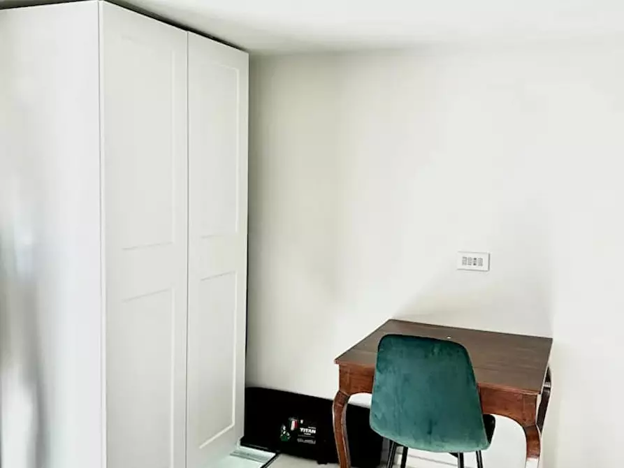 Immagine 8 di Appartamento in affitto  in Via Coluccio Salutati a Milano