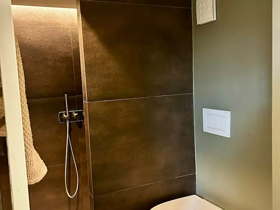 Immagine 7 di Appartamento in affitto  in Via Coluccio Salutati a Milano