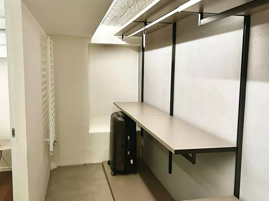 Immagine 6 di Appartamento in affitto  in Via Coluccio Salutati a Milano