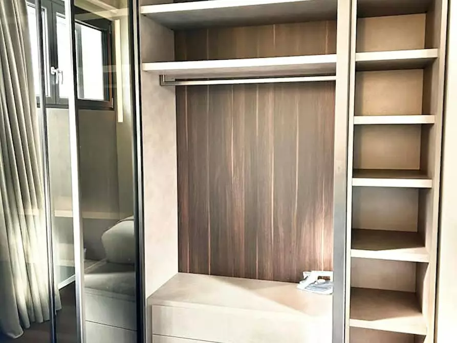 Immagine 5 di Appartamento in affitto  in Via Coluccio Salutati a Milano